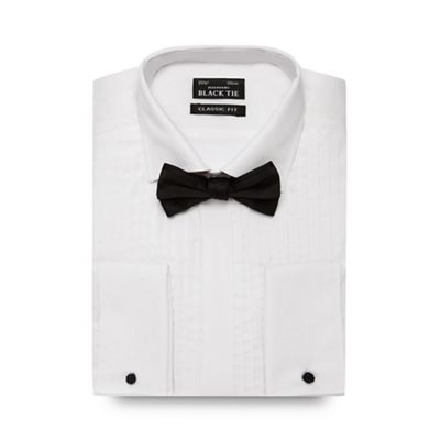 Black Tie Big and tall white pleated regular fit shirt and bow tie